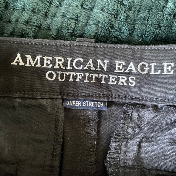 AEO Super Stretch Midi Black Short Size 6 - Picture 3 of 4